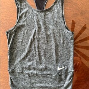 Nike Heather Women’s Gray Athletic Tank
